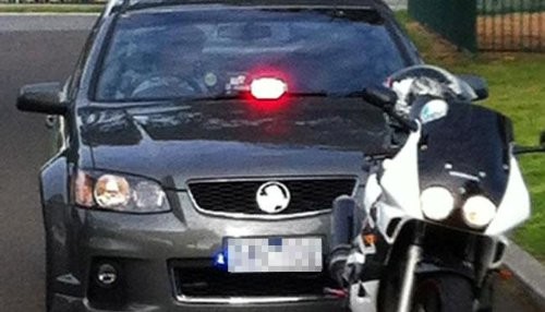 Una página de Facebook revela detalles de los coches policía en EU