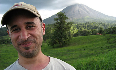Costa Rica - 3 años después - la familia se niega a abandonar la búsqueda de un periodista desaparecido