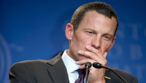 Lance Armstrong elimina títulos del Tour de Francia de su biografía de Twitter