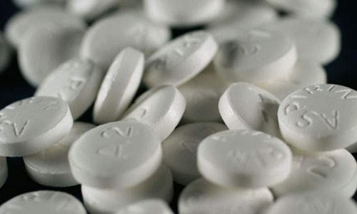 Tomar aspirina aumenta la supervivencia de los pacientes con cáncer colorrectal