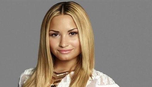 Demi Lovato elige a CeCe, Paige, Willie y Jennel en Factor X