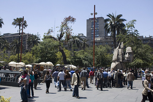 Un 37,8%  de los chilenos destaca el buen uso del español en Perú