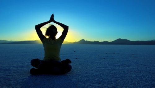 Combata el estrés con clases de yoga