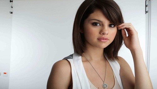 Selena Gomez apoya a los afectados del huracán Sandy
