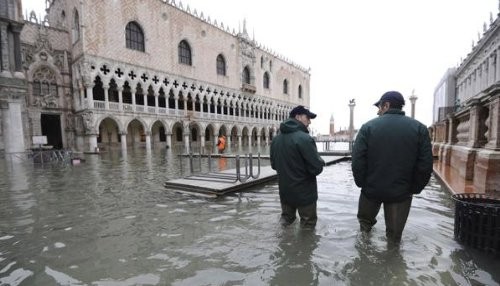 Venecia sufre grandes inundaciones [FOTOS]