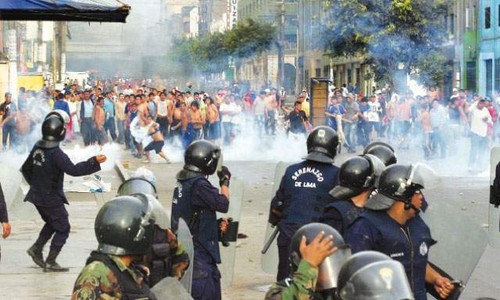 La policía detuvo a dos vándalos que participaron en los desmanes de La Parada