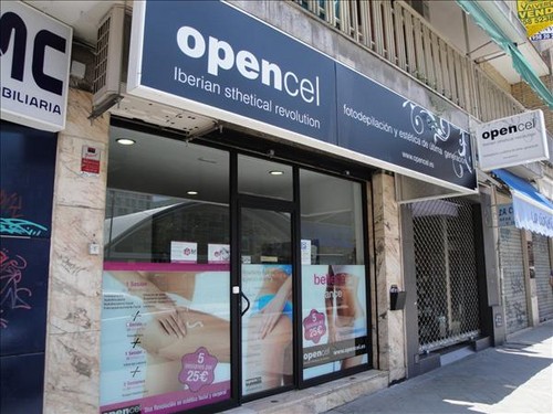 Abre tu propio centro de estética sin invertir ni un euro con la microfranquicia Opencel