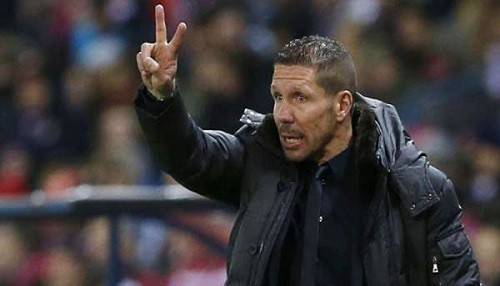 Simeone: Si tocan a Messi y Ronaldo es falta, si es Falcao no