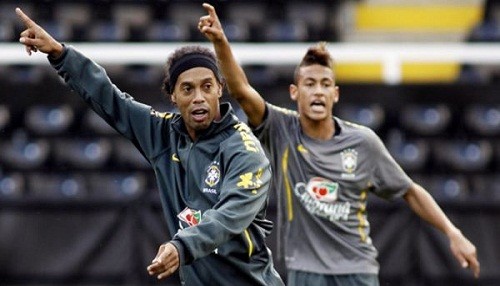 Santos quiere juntar a Neymar y Ronaldinho para el 2013
