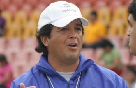 Víctor Rivera sustituiría a José Soto en la dirección técnica de Alianza Lima en el 2013