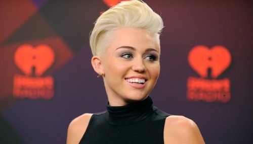 Miley Cyrus obtiene una orden de restricción contra un acosador