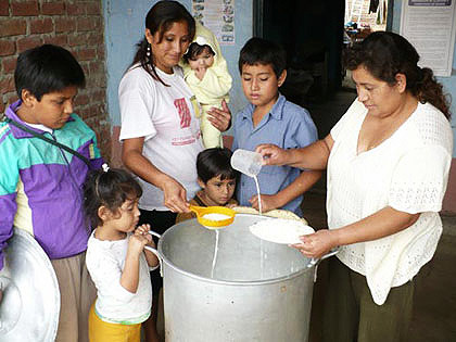 Con apoyo del municipio los Comités del Vaso de Leche de San Miguel celebran 25 años de labor social