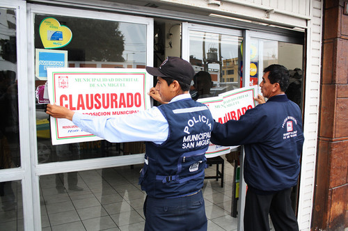 [San Miguel] Cierran cevichería que atendía sin licencia