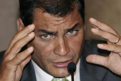 Rafael Correa a ecuatorianos en España: hay que rebelarse ante los desahucios