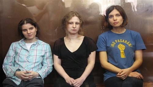 Rusia prohíbe los videos de las Pussy Riot