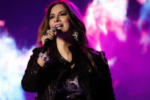 Myriam Hernández inició con éxito su Tour por Perú