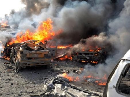 Siria: mueren 15 personas por detonación de coche bomba en Homs