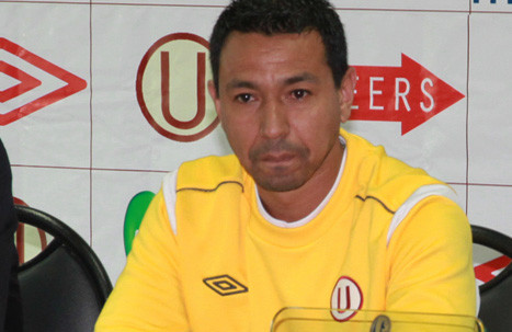 Nolberto Solano fue despedido del comando técnico de Universitario de Deportes