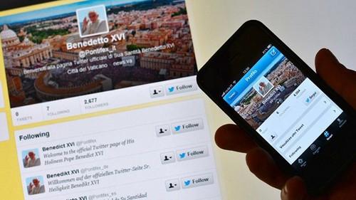 El Papa consigue medio millón de seguidores en Twitter