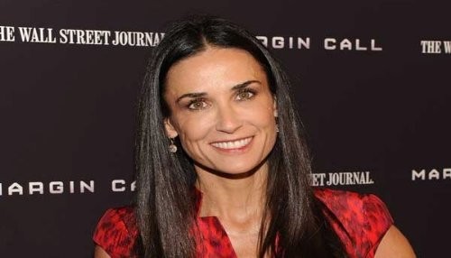 Demi Moore se va de vacaciones con un joven de 26 años