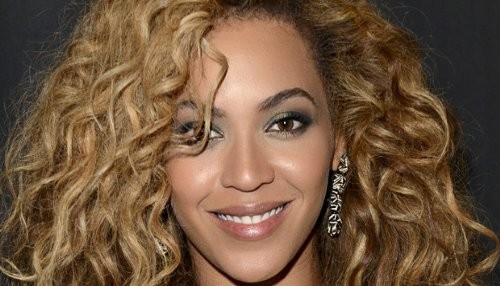 Beyonce prepara nueva música antes del espectáculo del Super Bowl