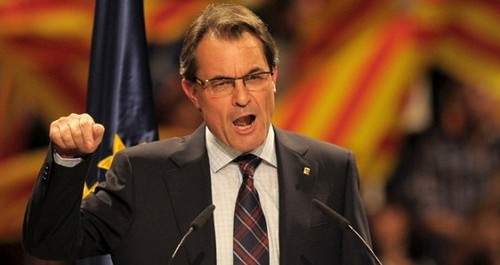 España: una eventual independencia de Cataluña perjudicaría a sus entidades financieras