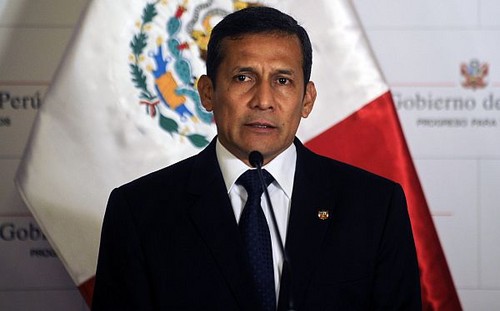 Ollanta Humala reconoce trabajo del equipo que defendió al Perú en  La Haya