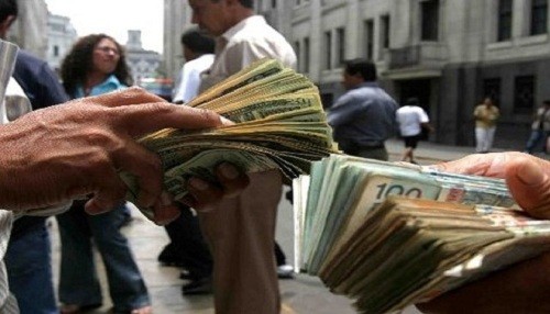 La economía peruana cerrará el año en 6.3%