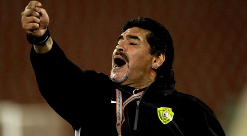 Diego Armando Maradona sería nuevo técnico de Irak