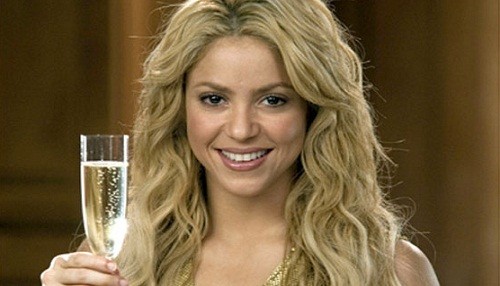 Shakira encanta a sus fans con canción de Navidad [VIDEO]
