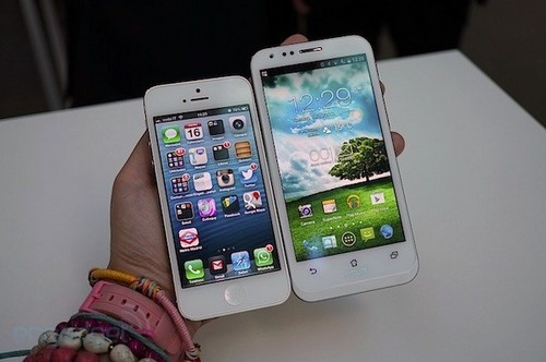 iPhone 5: usuarios chinos se quejan porque móvil se dobla [FOTOS]