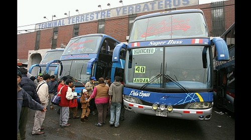 Suben el  precio de pasajes en terminal terrestre de Yerbateros