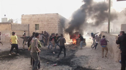 Fuerte enfrentamiento entre palestinos y soldados israelíes dejó a 40 personas  heridas [FOTOS]