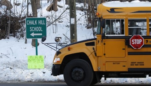 Masacre en Connecticut: Estudiantes de Sandy Hook regresan a clases