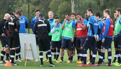 Peruano Luis Advíncula entrenó con el Hoffenheim en Portugal