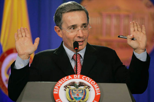 Álvaro Uribe sobre vínculos con paramilitares: existe una venganza criminal en mi contra