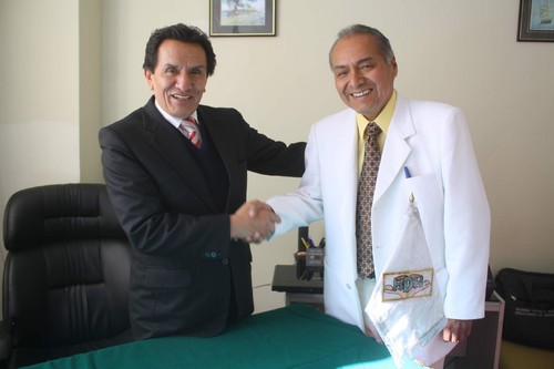 Inicia labores nuevo director del Hospital Departamental de Huancavelica