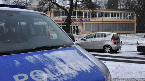 Cavan túnel en un banco en Berlín y roban una gran cantidad de dinero