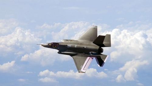 Turquía posterga la compra de los dos primeros cazas F-35