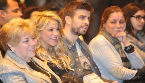 Shakira y Gerard Piqué posan al desnudo por una causa noble [FOTOS]