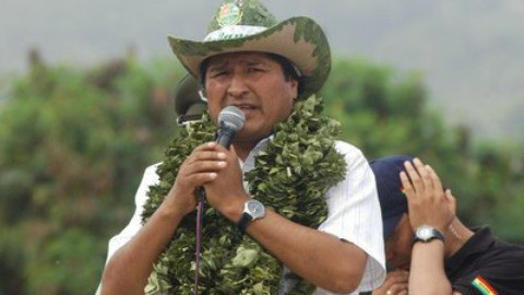 Bolivia: Evo Morales iniciará 'batalla' con la ONU para exportar hoja de coca