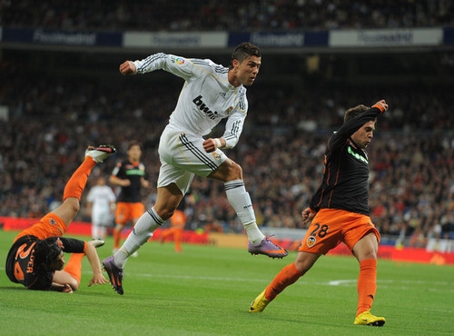 Fútbol español: Real Madrid goleó 5 a 0 al Valencia