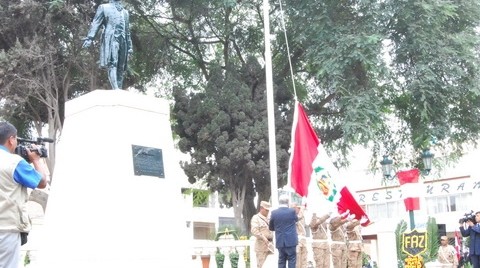 Izaron el Pabellón Nacional por aniversario de sociedades patrióticas de Tacna