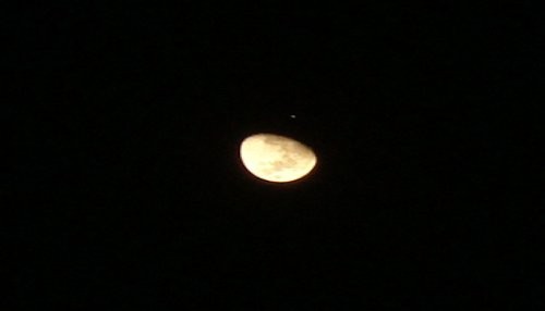 Júpiter fue eclipsado por la Luna durante unos minutos [FOTOS]