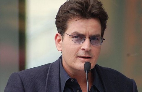 Charlie Sheen de vacaciones familiares en México