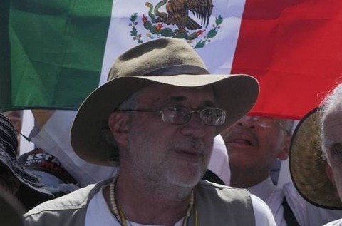 Activista mexicano viajará al Vaticano para entregarle carta al Papa Benedicto XVI