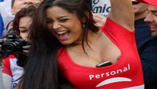 Larissa Riquelme mostró su 'chichi' en triunfo de Paraguay