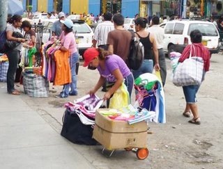 Ambulantes vuelven al Centro de Lima