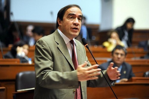 Lescano: Chehade debe renunciar, no tiene otra alternativa