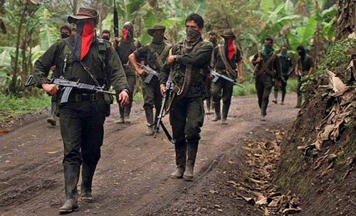 Último minuto: atrapan a guerrilleros que secuestraron a peruanos en mina de Colombia